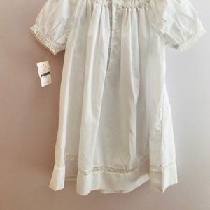 NWT Petit Ami baby white dress Size 12 months